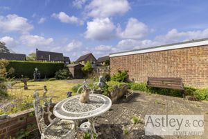 garden- click for photo gallery